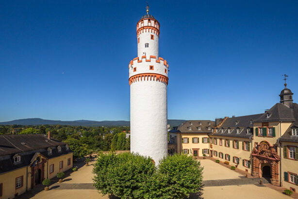 Weißer Turm im Schloss Bad Homburg
