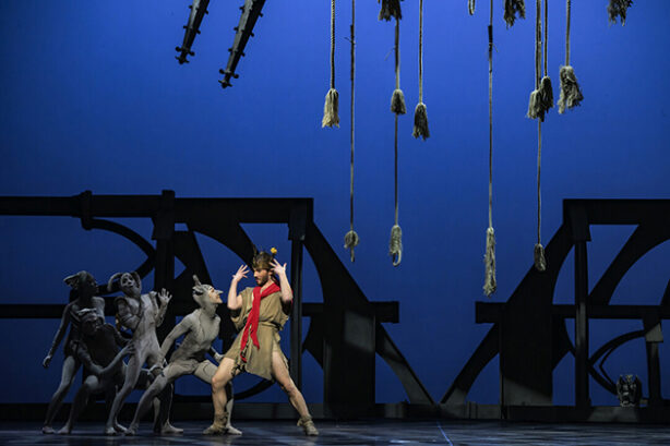 Der Glöckner von Notre Dame, Aalto-Musiktheater in Essen